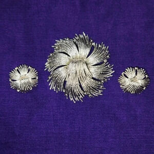 Vintage Monet Cordelia Brooch & Post Earrings Set Silver Starburst Fireworks